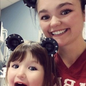 Meet your Posher, Julie